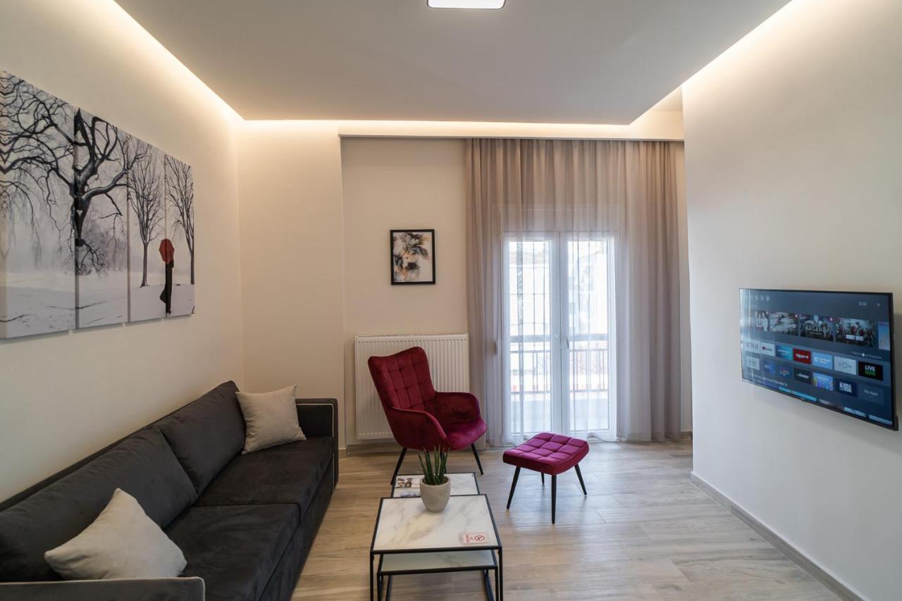 Lux Palace Trikala 外观 照片