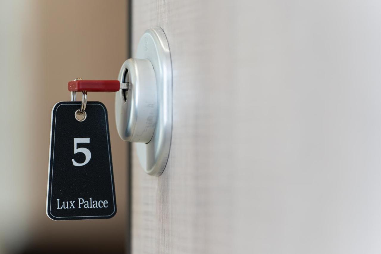 Lux Palace Trikala 外观 照片