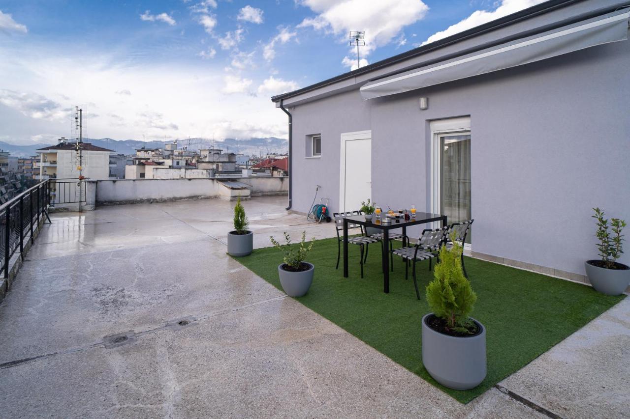Lux Palace Trikala 外观 照片